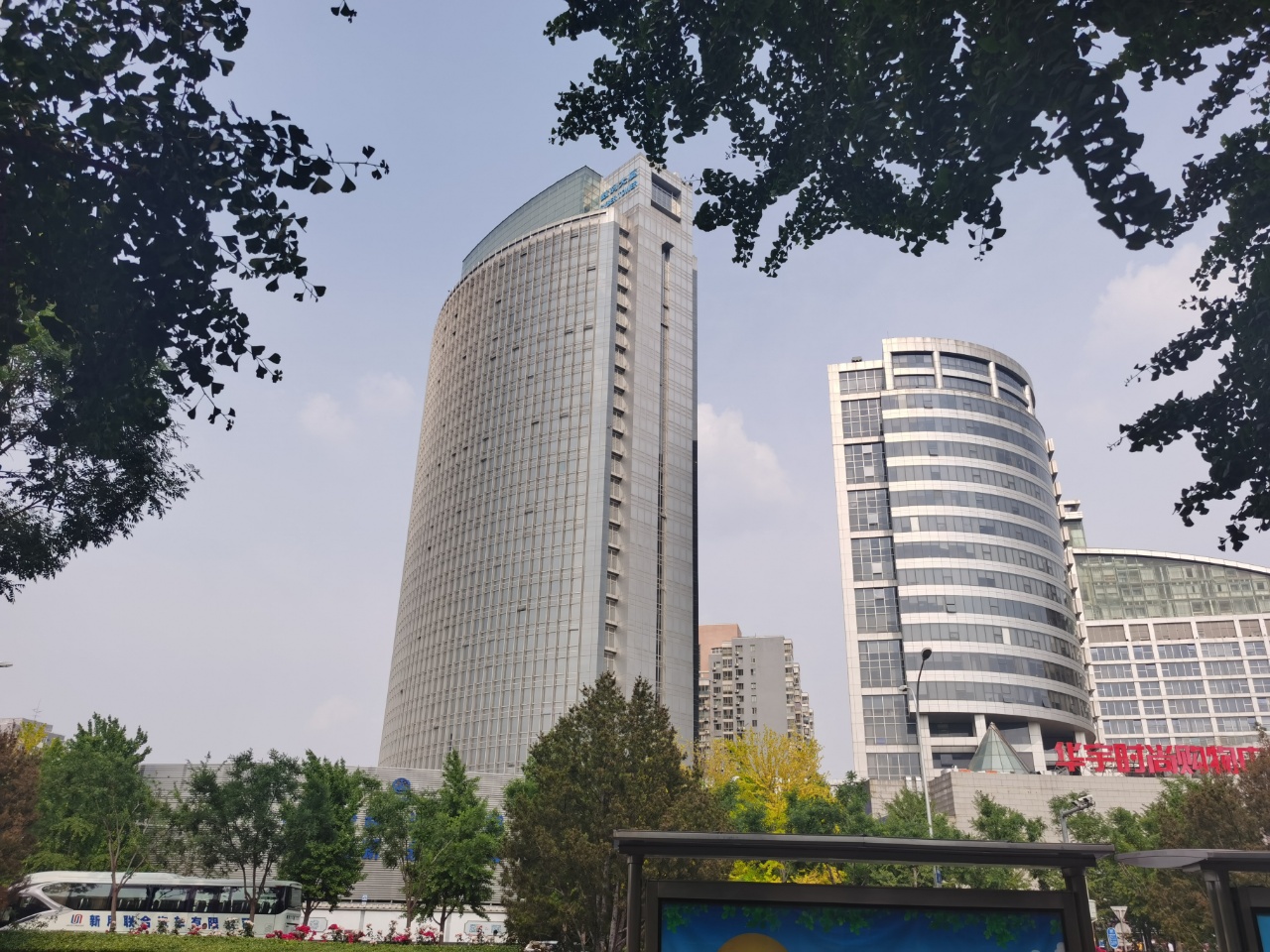 数码大厦周边环境